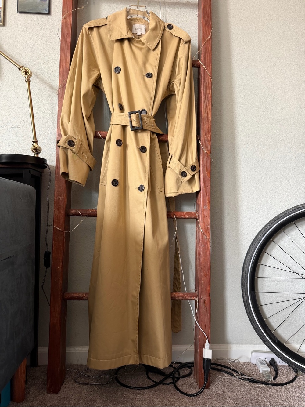 NWOT LOFT Classic Tan Trench Coat - Women's Long Double-Breasted Belted Trench - Picture 4 of 13